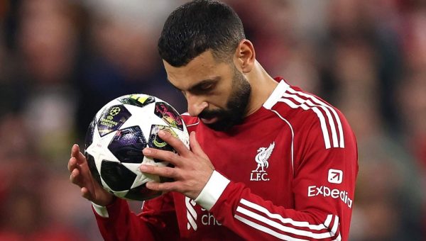 نيويورك سيتي يدخل المنافسة على محمد صلاح .. “نريده لكن القرار بيده”