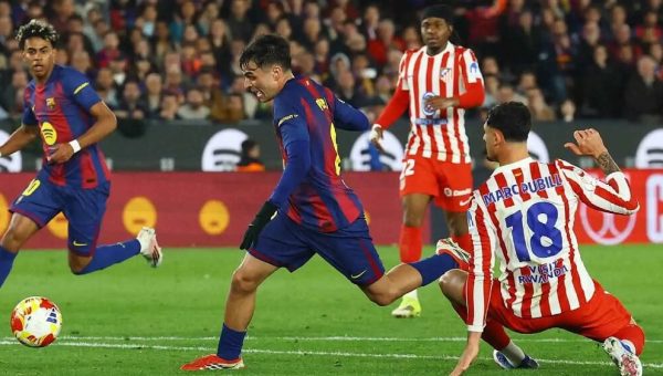 جدل “فار” الكلاسيكو بين مباراة أتلتيكو مدريد وبرشلونة